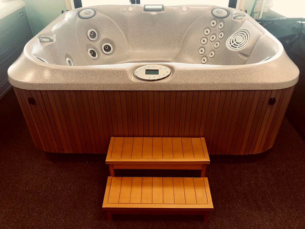 Amazon Hot Tubs Services